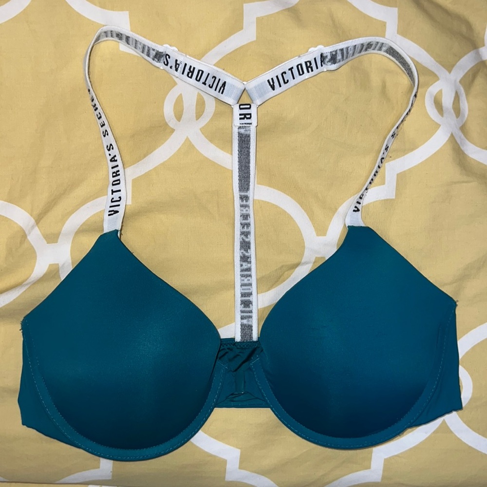Victoria’s Secret 34C Front Open Bra